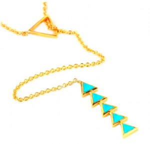 advantages of custom clothing and accessories