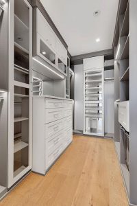 707 Park Ave: Elevated Brownstone Living