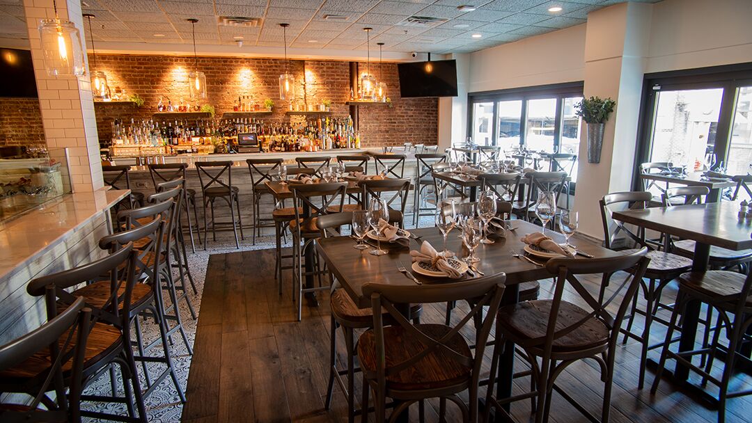 Salt Seafood and Oyster Bar