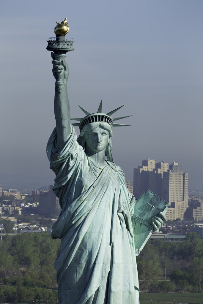 Statue of Liberty photo taken from a FlyNYON charter